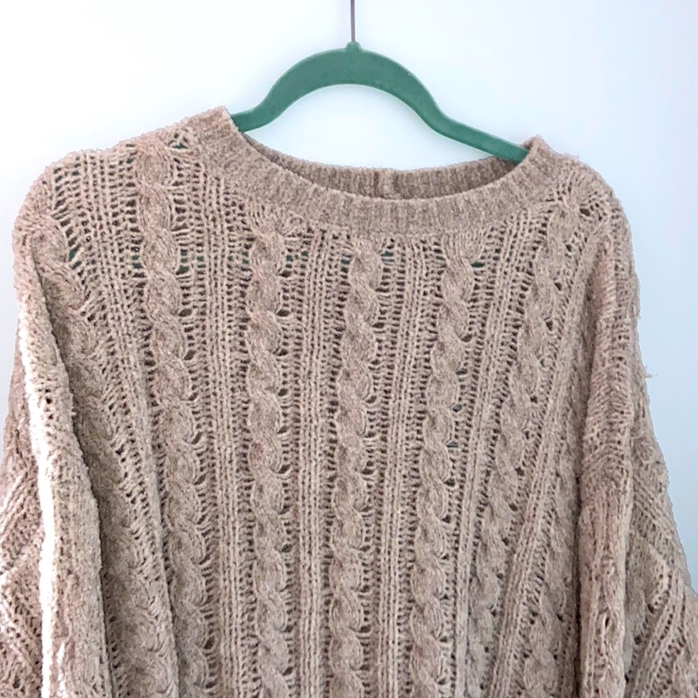 American Eagle Knitted Sweater